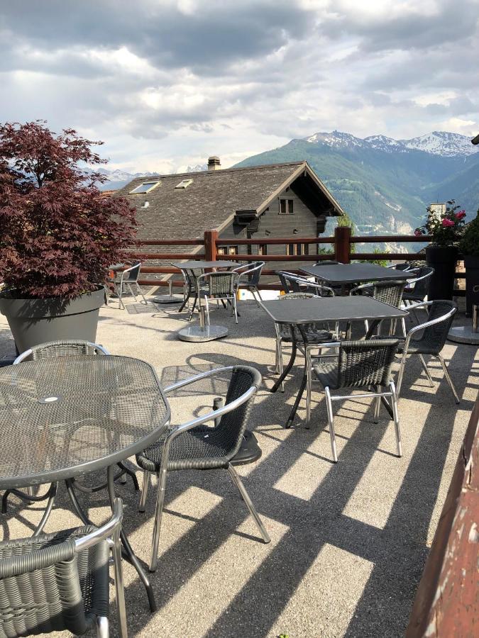 Cafe Cher-Mignon Et Chambres D'Hotes Chermignon-d'en Haut Exterior photo